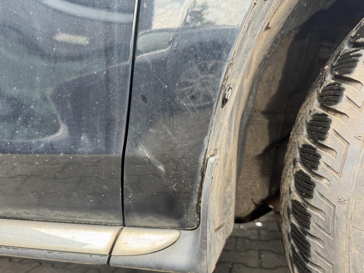 Mazda CX-7 original Kotfl&uuml;gel vorn rechts Schwarz Bj.2012